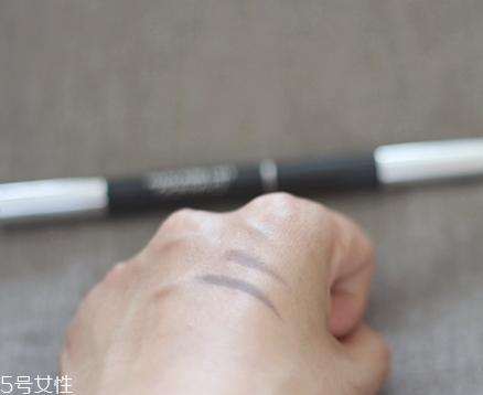 自然堂眉筆怎么樣？來看看眉筆的質量