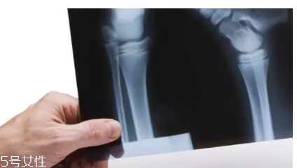 冬天老人容易犯哪些??？低溫易誘發(fā)5種病