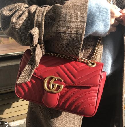 gucci包包多少錢？女人都對它欲罷不能