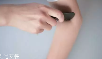 梳子的隱藏技能有哪些？梳梳手臂緩解便秘