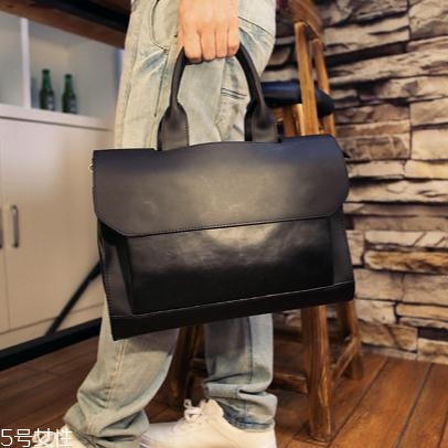 瘋馬皮怎么保養(yǎng)？這樣保養(yǎng)可以用一輩子
