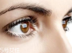 黑眼圈為什么睡夠了還是去不掉？體質(zhì)原因也會造成黑眼圈