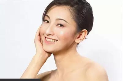 吃什么可以調(diào)理膚色？健康飲食很重要