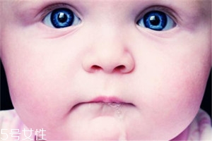 怎樣應(yīng)對寶寶口臭問題？體內(nèi)外調(diào)節(jié)是關(guān)鍵