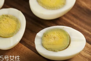 蛋黃煮綠了能吃嗎？硫化物對身體無害