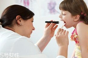 扁桃體發(fā)炎一般幾天會(huì)痊愈？看嚴(yán)重程度