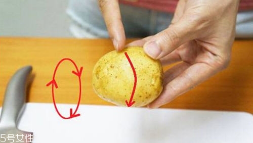 去土豆皮的注意事項(xiàng)？四大注意事項(xiàng)需警惕