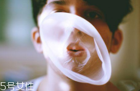 吃大蒜口臭的原理是什么？大蒜素留香持久