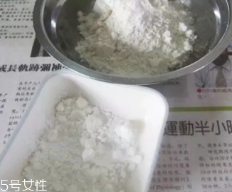 蘿卜丸子用什么粉？面粉還是淀粉？