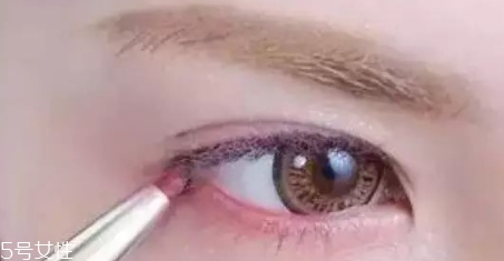 兔子腮紅怎么畫才可愛？中年少女必備腮紅畫技