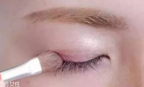 兔子腮紅怎么畫才可愛？中年少女必備腮紅畫技