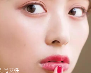 2018開(kāi)運(yùn)妝容怎么化？精致幸福桃花妝get
