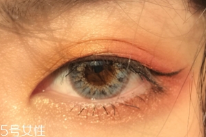 2018暖冬妝容怎么畫？敲溫暖的眼妝畫法