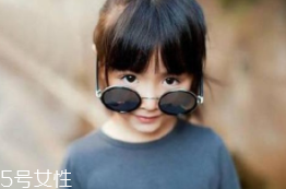 Jasper戴墨鏡，這樣扮酷讓孩子更自信！