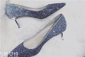 jimmy choo鞋子多少錢(qián)？最撩人的高跟鞋代表