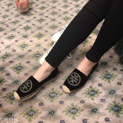 tory burch鞋子偏大嗎？香奈兒漁夫鞋平價(jià)替代
