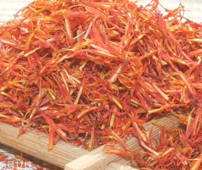 紅花泡腳孕婦可以用嗎？妊娠期禁止使用紅花
