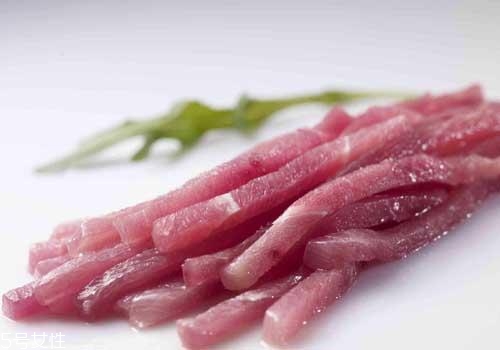 凍了一年的肉能吃嗎？請謹慎食用