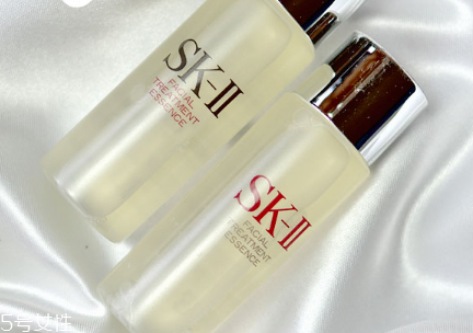 sk2神仙水和小燈泡怎么用？超級經(jīng)典的明星產(chǎn)品