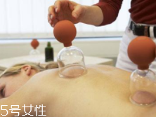 拔火罐引火上身的原因是什么？這4點(diǎn)要注意