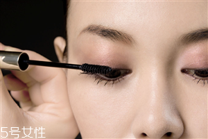 內(nèi)眼線會傷眼睛嗎？九種可愛的眼線畫法