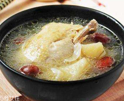 冬天喝雞湯還是鴨湯？雞湯和鴨湯各有優(yōu)點(diǎn)