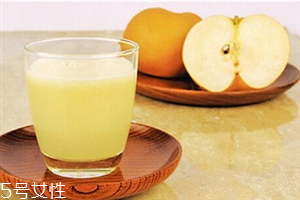 梨和什么榨汁好喝？梨子最適宜于秋季和冬季吃