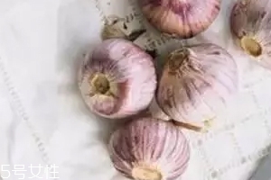 大蒜有哪些功效？天然青霉素降糖降脂