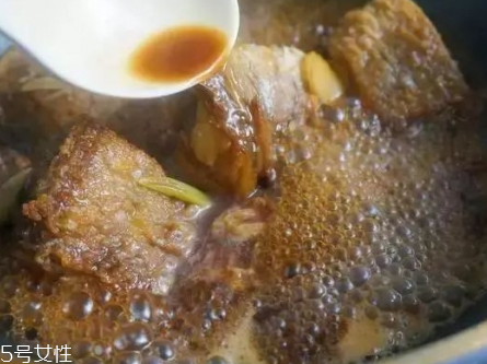 如何燉魚好吃又簡單？最簡單的燉魚方法介紹