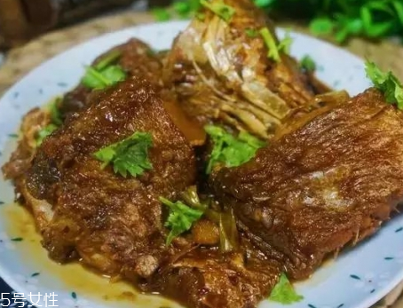 如何燉魚好吃又簡單？最簡單的燉魚方法介紹