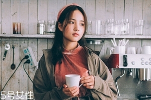 絲白祛斑軟膏多久見效？三個療程效果更佳