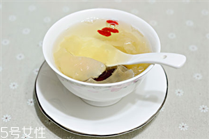 蒸梨可以治感冒嗎？梨怎么吃治感冒？