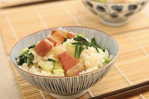 哪三種剩菜不能放冰箱里？這幾種剩菜吃不得