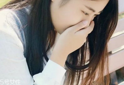 長期干咳是什么原因？可能是這種癌癥的征兆
