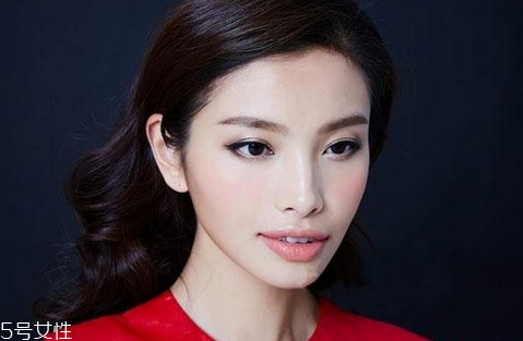 眼線液哪個(gè)牌子好用不暈染？眼角下垂畫眼線圖解