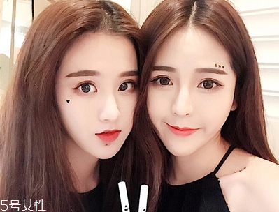 眼線筆硬頭和軟頭的哪個(gè)好用？單眼皮眼妝教程