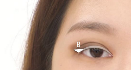 眼線液哪個(gè)牌子好用不暈染？眼角下垂畫眼線圖解
