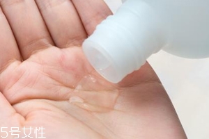 所有的爽膚水都能敷水膜嗎？這4種不適合