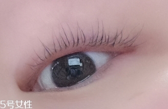 ettusais艾杜莎睫毛膏打底膏怎么用？睫毛一天不會(huì)塌