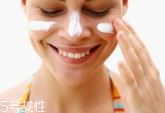 水包油防曬與油包水防曬哪個(gè)更好？各有各的優(yōu)點(diǎn)