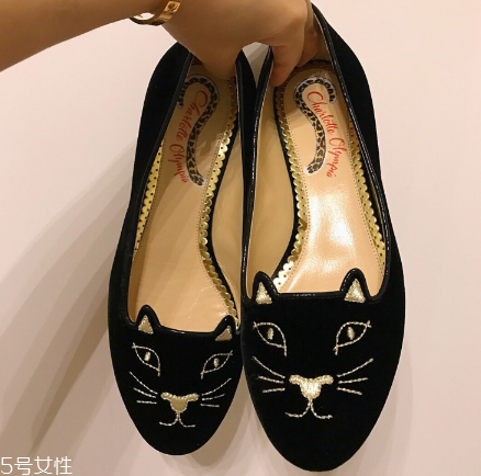 charlotte olympia貓咪鞋多少錢？平底鞋中的萌貨代表