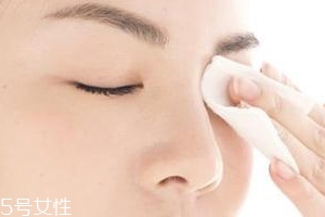 卸妝必備工具有哪些？這3種缺一不可