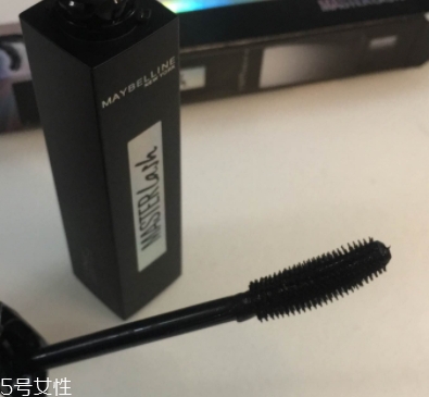 美寶蓮彎彎睫毛膏多少錢？美寶蓮重新定義睫毛膏