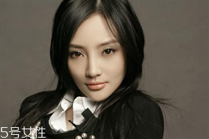 內(nèi)雙怎么變外雙眼皮？?jī)?nèi)雙眼睛變大技巧
