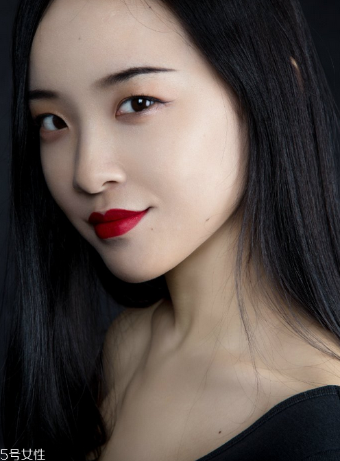 內(nèi)雙怎樣畫眼線成外雙？單眼皮內(nèi)雙女生福音