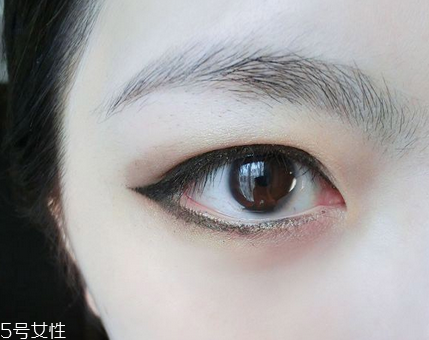 內(nèi)雙怎么變外雙眼皮？?jī)?nèi)雙眼睛變大技巧