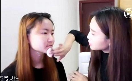 內(nèi)雙怎么畫(huà)眼線？?jī)?nèi)雙眼皮畫(huà)眼妝技巧
