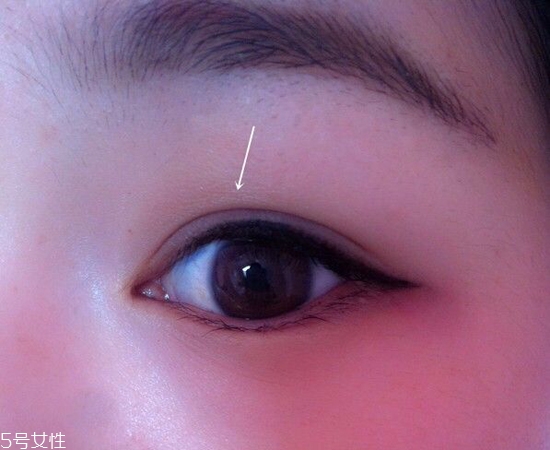 內(nèi)雙怎么畫(huà)眼線？?jī)?nèi)雙眼皮畫(huà)眼妝技巧
