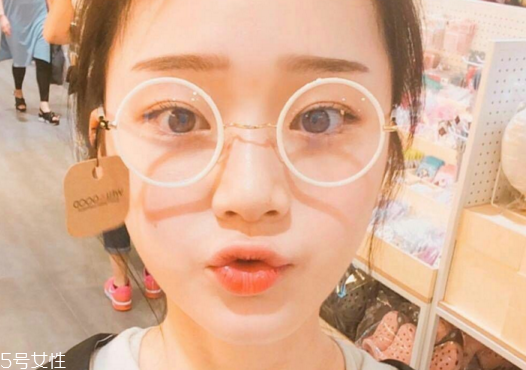 內(nèi)雙怎么畫(huà)眼線？?jī)?nèi)雙眼皮畫(huà)眼妝技巧