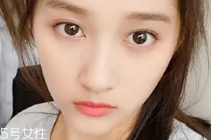 薄唇怎么畫唇妝？利用技巧打造完美唇色